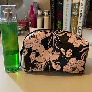 NWT Kate Spade cosmetics bag